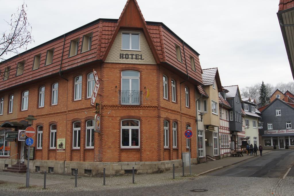Hotel "Drei Rosen" Ohg Regina & Hans - Peter Fassbinder Leinefelde-Worbis Exterior photo